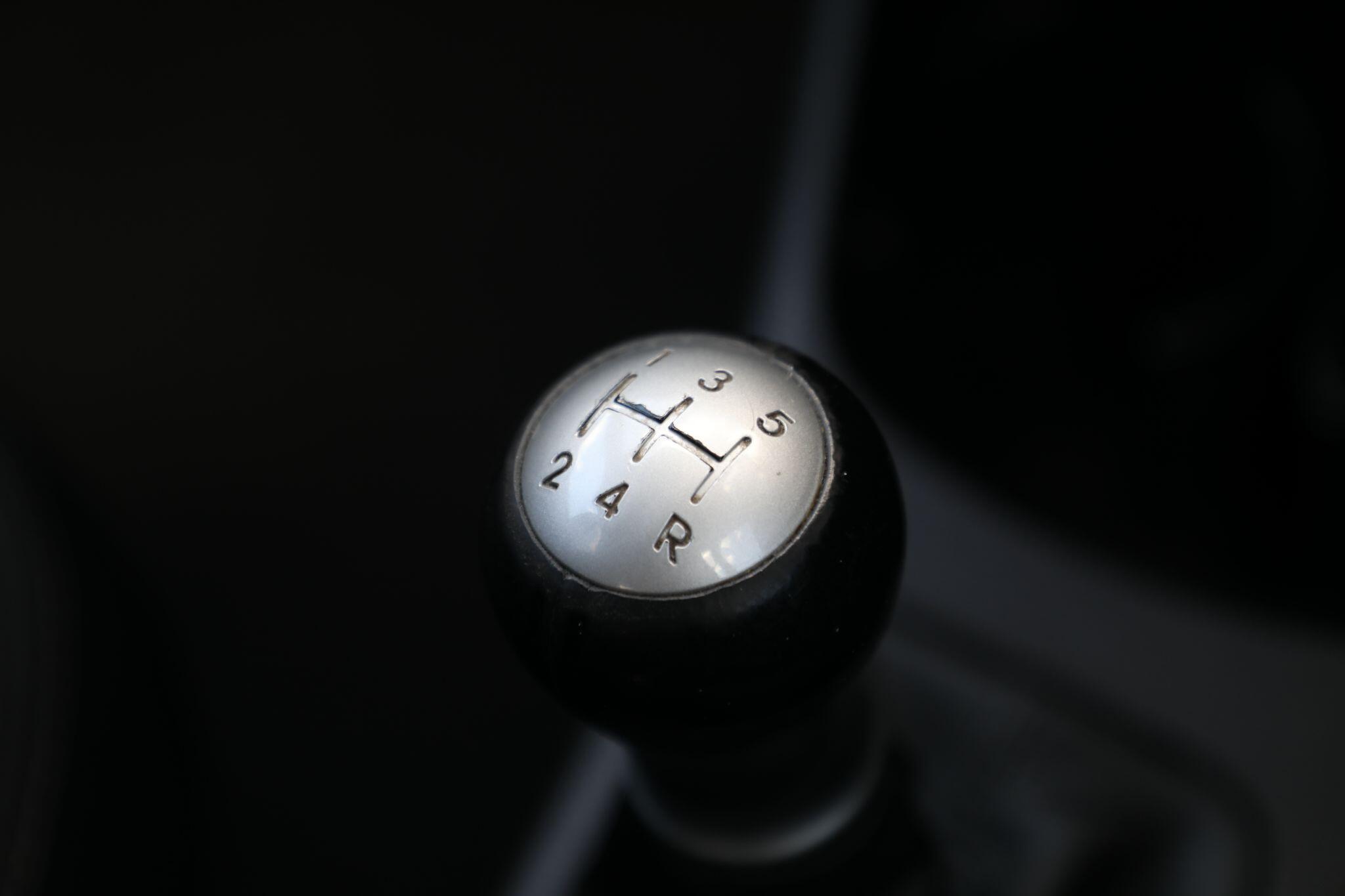 Large vehicle image